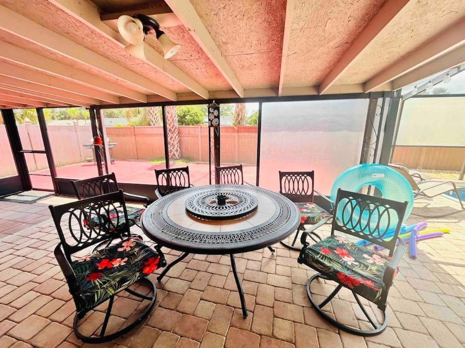 Vila Vintage Family Scape + Heated Pool&Discount Tampa Exteriér fotografie