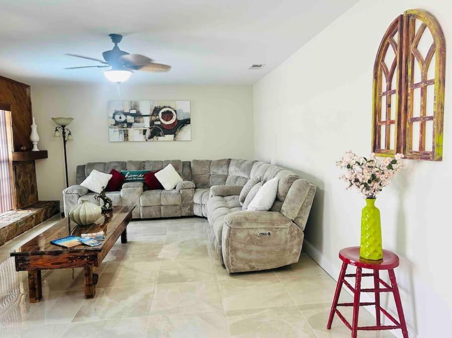 Vila Vintage Family Scape + Heated Pool&Discount Tampa Exteriér fotografie