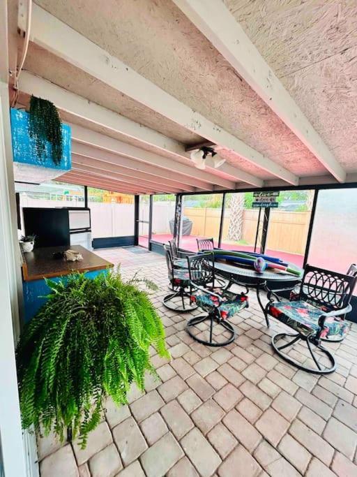Vila Vintage Family Scape + Heated Pool&Discount Tampa Exteriér fotografie